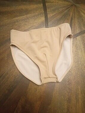 Capezio Nude Dance Belt Brief Adult Small Beige Performance Undergarment